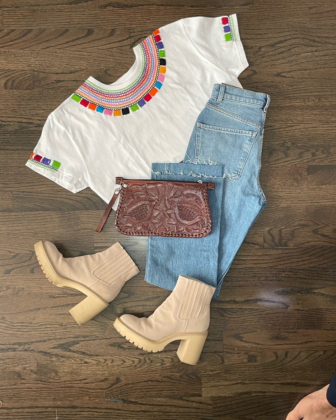 Maya Embroidered T-shirt