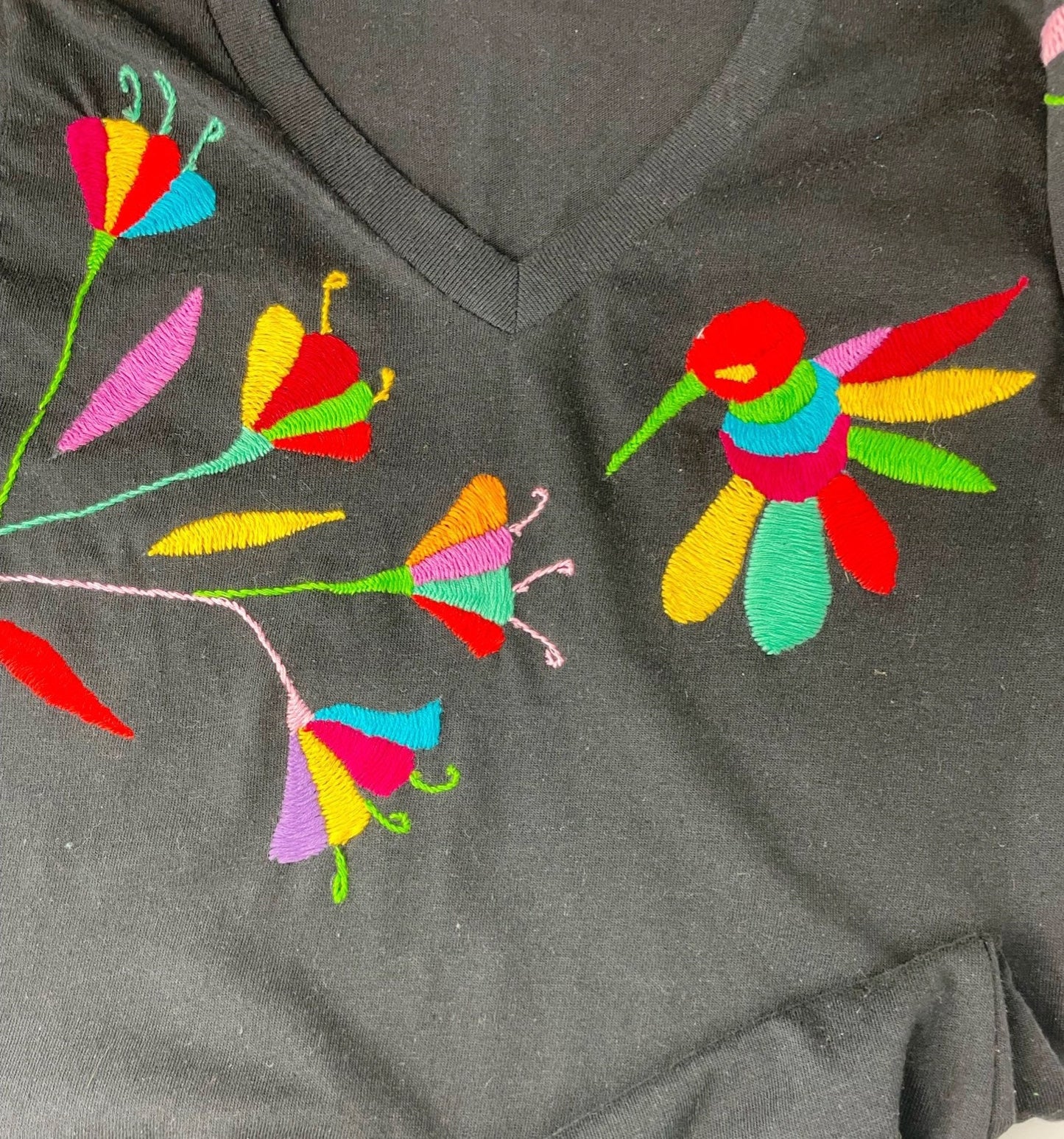 Anna Otomi Embroidered T-shirt